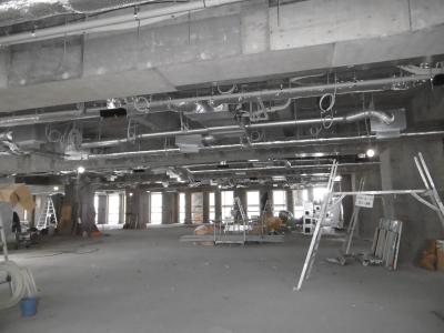 ３階内部の設備工事の写真